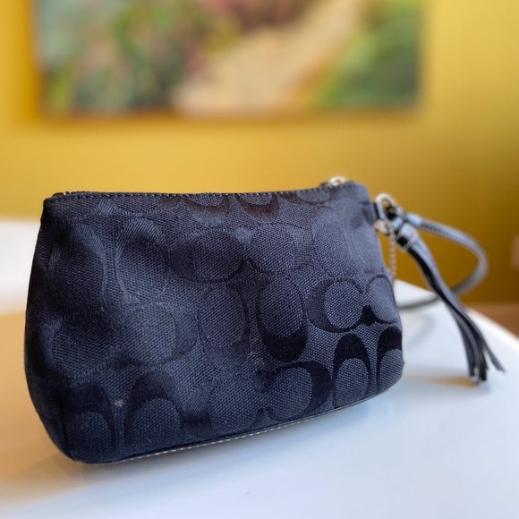 Vintage Black Coach Wristlet - Picture 2 of 4